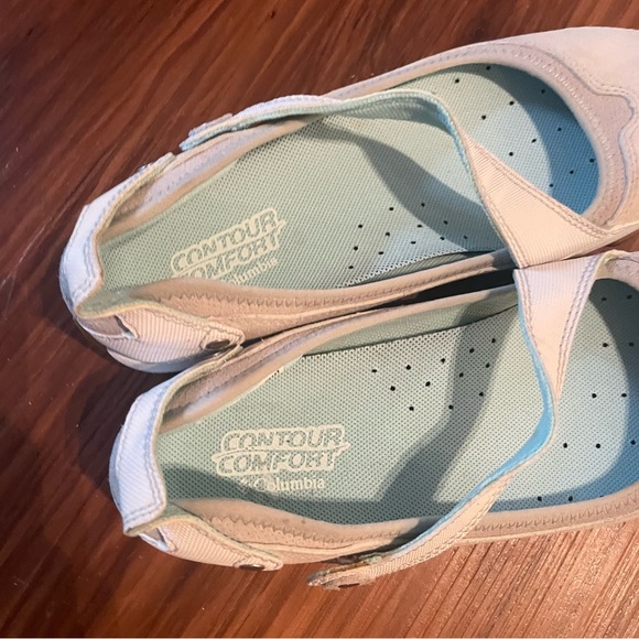 Columbia white sporty hiking Mary Janes ballet flats straps size 8 - Picture 3 of 5